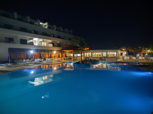 AGC 20230624 210342542.NIGHT.jpg