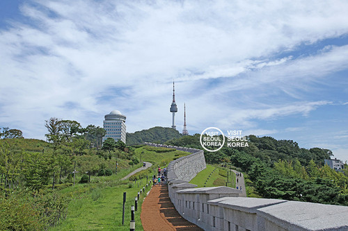 namsan tower2.jpg