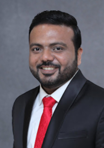 Professional Display Picture.png