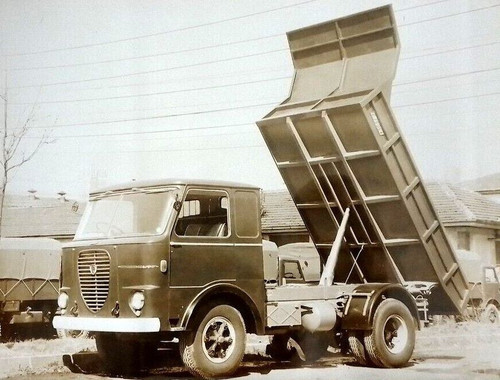 s l1600 (4).jpg