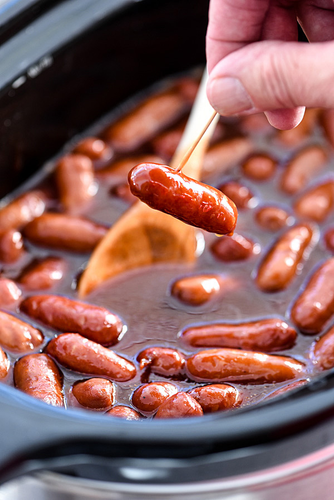 Crock Pot Little Smokies foodiecrush.com 12.png