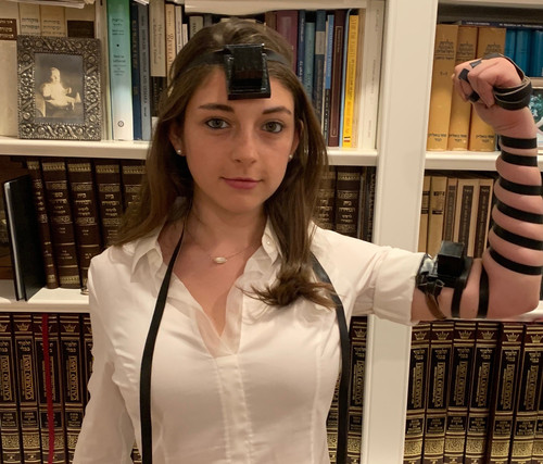 jewish girl.jpg