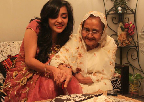 244%20 %20Ih6XGPT.jpg