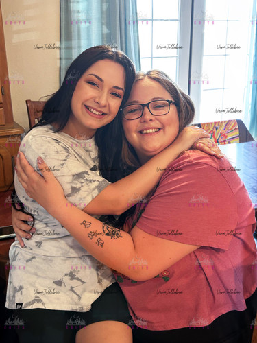 kmla9gaixydb1 copy.jpg