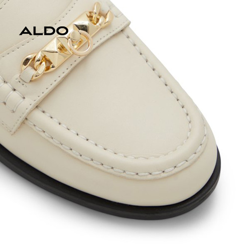 laurea white 110 001 043 alt4 sq wt 600x600.jpg