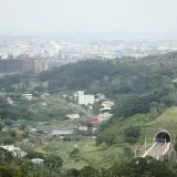 羊稠步道遠眺高鐵隧道