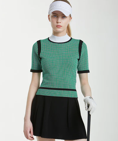 Trendy Golf Clothing.png