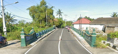 Jembatan Rejodani.jpg