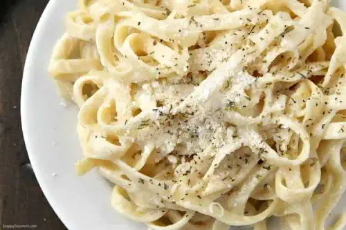 How to make fettuccine alfredo 2a wm.webp