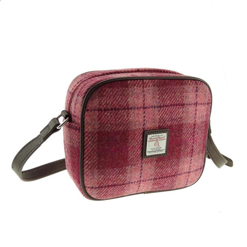 harris tweed almond mini bag in salmon pink check lb1210 col99 4870 p.jpg