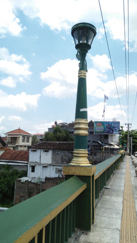 LAMPU PENERANGAN JALAN.jpg