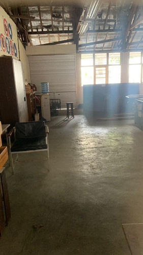 Retak Lantai Lab. Kayu.jpg