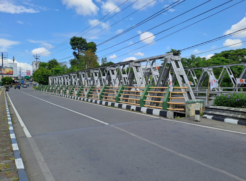 Jembatan Gembiraloka.png