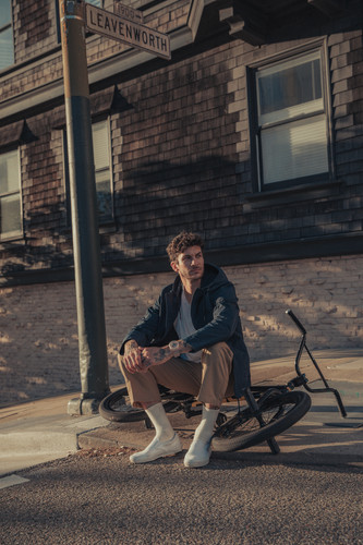 23 H1 BrandCampaign Matthias A4117 A4505 A1728 2 RGB.jpg