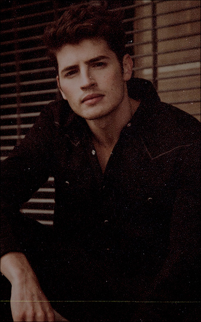 tumblr e3845f5a2370b3bbdedab8db0ba9758e eacb76e4 500.jpg