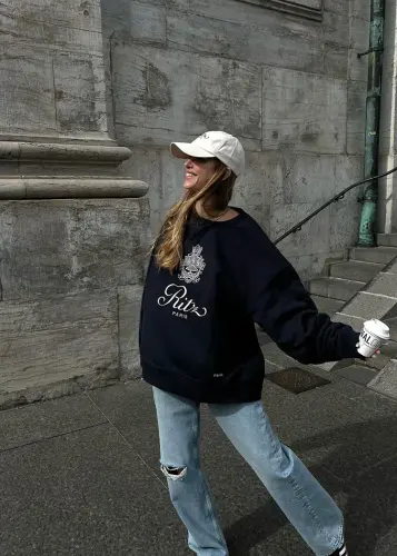 hoodie sweter 01.webp