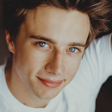 tumblr e96878691ffa1278d60bc4646618628a 2072a175 500.png