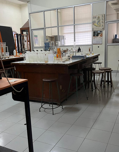lab lingkungan.jpg