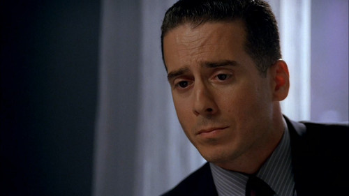 Fringe.S02E01.A.New.Day.in.the.Old.Town.1080p.10Bit.DD5.1.HEVC d3g.mkv 20230501 150811.115.jpg