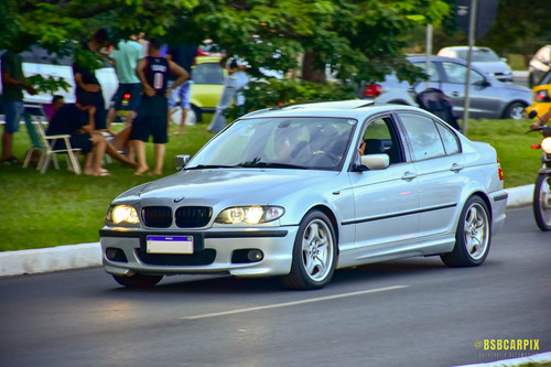 Estacionamento 8 0423 058.jpg
