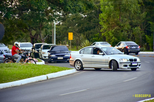 Estacionamento 8 0423 055.jpg