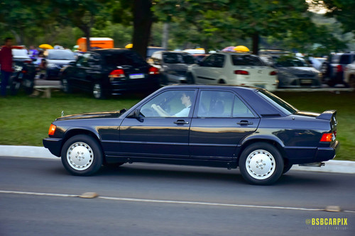 Estacionamento 8 0423 039.jpg