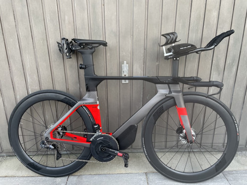 D9EBAC5C 51E0 4453 BFD1 B7BA071AF180 1 105 c.jpg