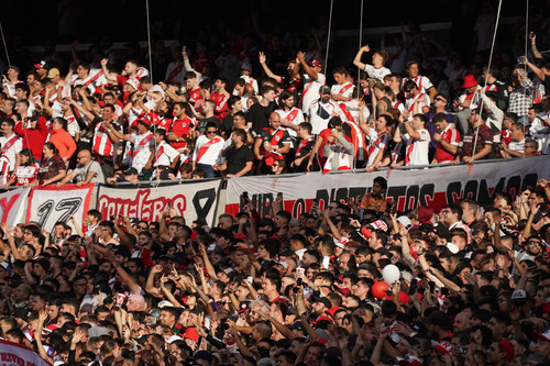 los fanaticos de river plate 15qaDFvaG 0x750 1.jpg
