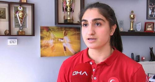 650x344 ozel milli eskrimci aleyna erturk yildizlar epe kategorisinde ilke imza atti 1618905513896.jpg