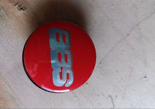 stiker nije zalepljen lepo.jpg