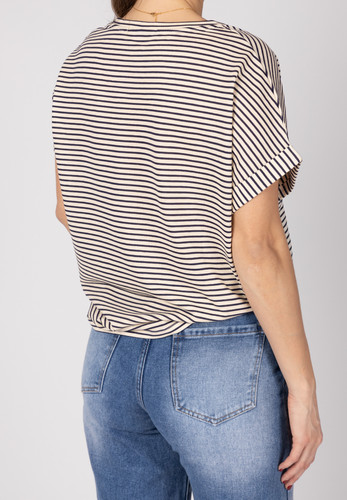 Wearable stories 693.jpg
