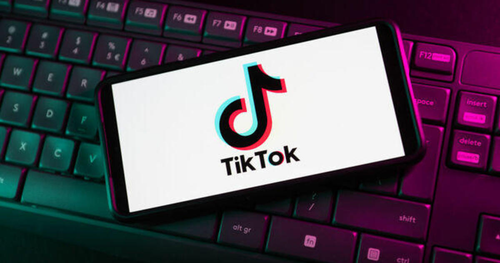 cbsn fusion white house gives 30 day deadline for tiktok to be removed from government issued device.png