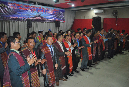 DSC 9019 min.jpg