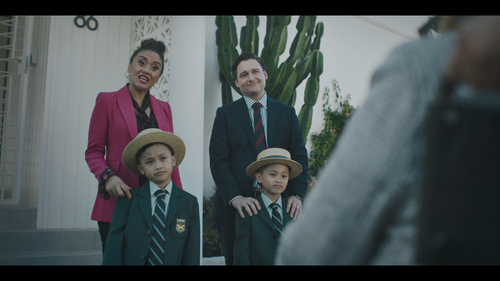 The.Unusual.Suspects.S01E01.Episode.1.1080p.NF.WEB DL.DD+5.1.x264 GeTrEKT.mkv snapshot 24.00 [2023.0.png