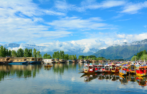 Noor Kashmir tourist destination edited.jpg