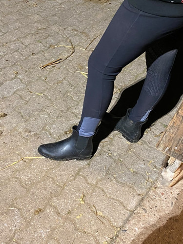 77980FAB 7929 4392 8EEC AB0F15675A0A