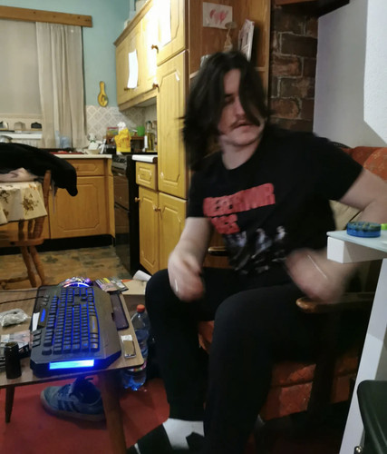 6AF6704E 353F 4BFA 895E 41AD3DC1CC1E.jpg