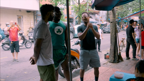 screenshot A.League.of.Their.Own.Road.Trip.South.East.Asia.S01E02.SkyMax.1080p.IPTV.AAC2.0.x264.Eng .png