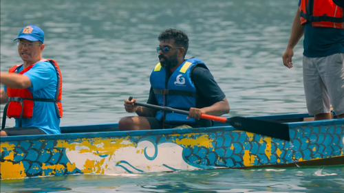 screenshot A.League.of.Their.Own.Road.Trip.South.East.Asia.S01E02.SkyMax.1080p.IPTV.AAC2.0.x264.Eng .png