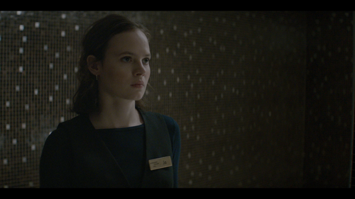 Bad.Behaviour.S01E01.Moth.to.a.Flame.2160p.STAN.WEB DL.DD5.1.HDR.H.265 GeTrEKT.mkv snapshot 46.12 [2.png