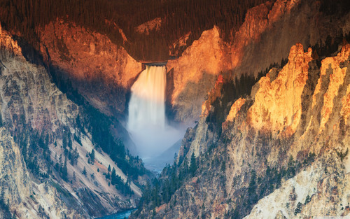lower falls of the yellowstone river sunrise wallpaper 3840x2400.jpg