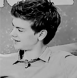 tumblr d2274021424462c90c47b4acd44d9c5f 6f98ffb6 250.gif