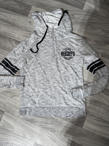 EA67E889 E261 4183 8275 412C58C31CFF.jpg