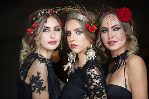 7 Hristina Vujinović Ana Mitrović Ivana Trišić.jpg