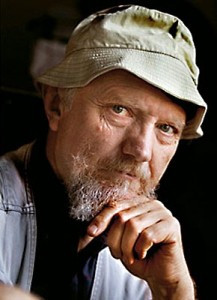 zamur 217x300.jpg