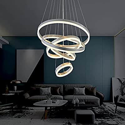 Chandelier 1.jpg