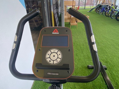 Reebok A4.0 Exercise Bike.4.jpg