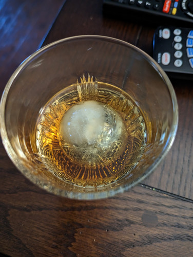 PXL 20230310 212128693