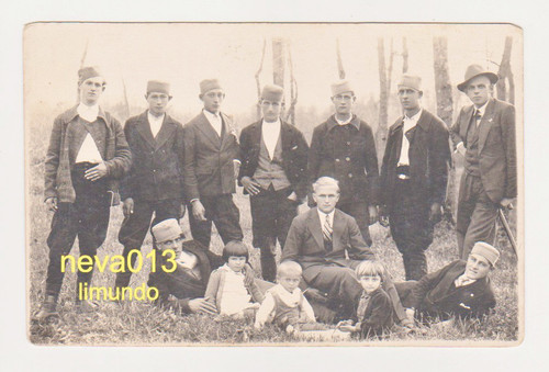 stara fotografija grupa mladih 1932 slika O 348871197.jpg