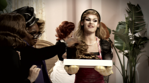cap rupauls.drag.race.untucked.s15e07.2160p.web.h265 cakes 00 09 13 02.png